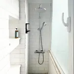 Apartamento Cozy Janelas Verdes *