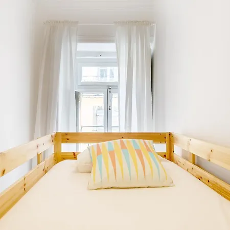 Cozy Janelas Verdes * Лиссабон